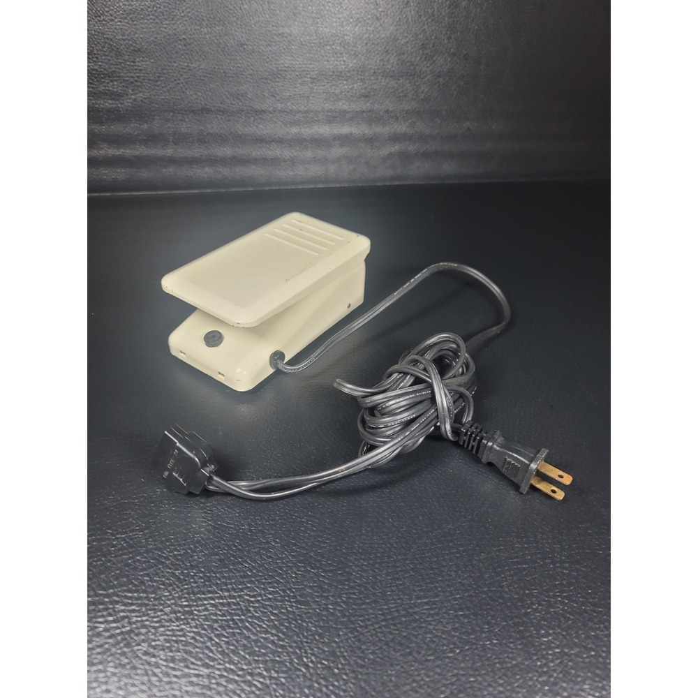 Vintage 819J YC-50 Sewing Machine Speed Controller Foot Pedal "YDK"